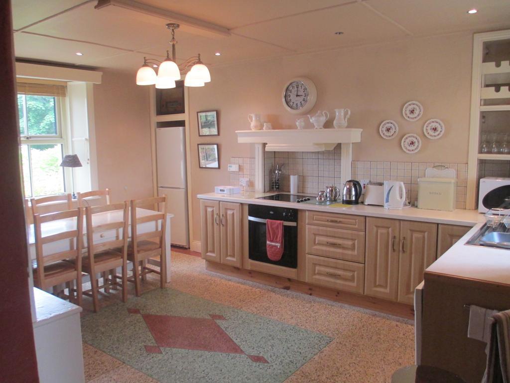 Tralia Farmhouse Self Catering Farranfore Δωμάτιο φωτογραφία